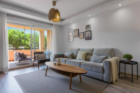 Charming 3Br Apartment 3 min. away from the Beach